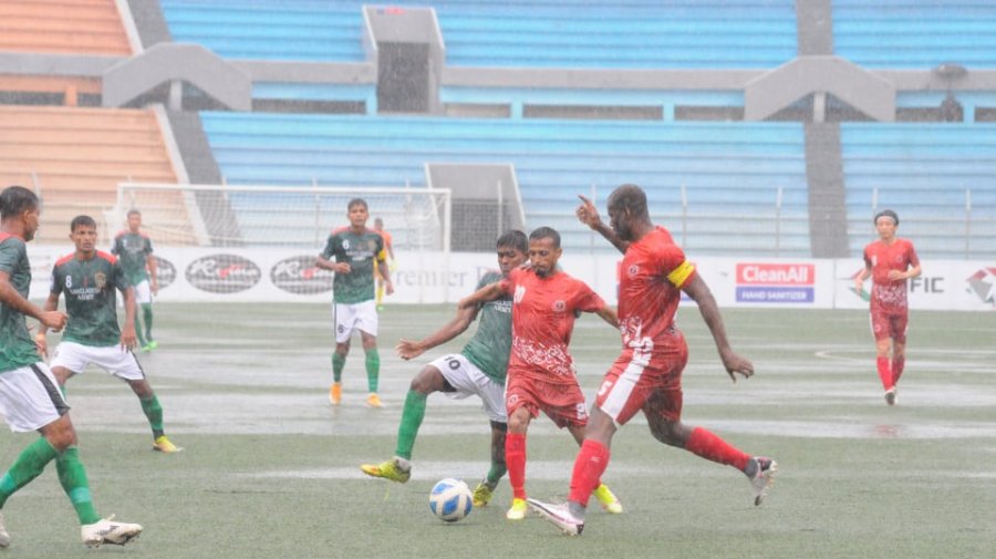 দুই পেনাল্টি মিস ও লাল কার্ডের ম্যাচে কেউ জেতেনি