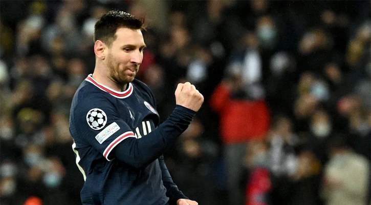 পেলেকে ছাড়িয়ে অনন্য উচ্চতায় মেসি