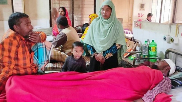 মাংসে চর্বি, কসাইকে কোপালেন কলেজশিক্ষক