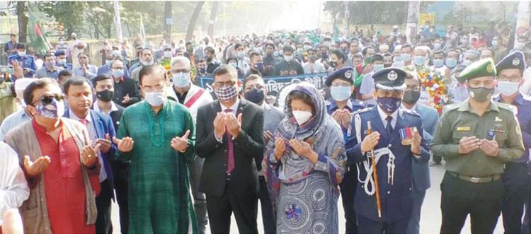 কুমিল্লায় শহীদ বুদ্ধিজীবী দিবস পালন