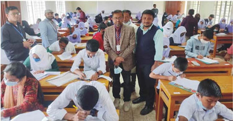 বিশ্ববিদ্যালয় ছাত্র সমিতির উদ্যোগে বৃত্তি পরীক্ষা অনুষ্ঠিত