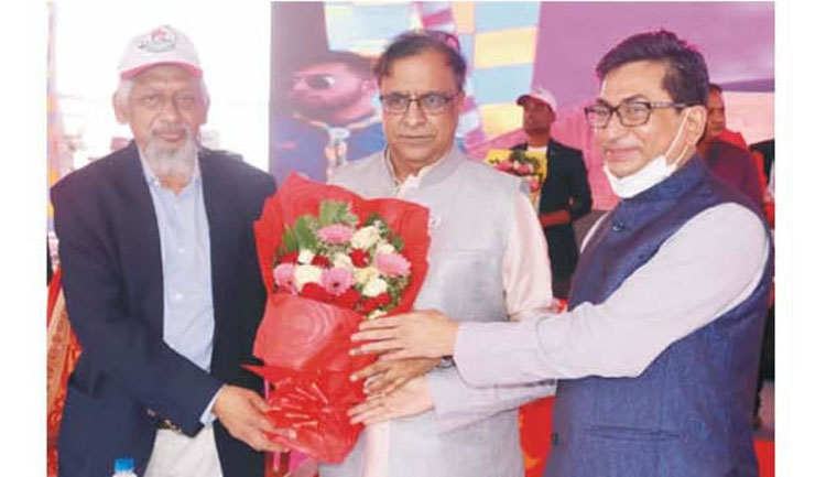 বিদ্যালয়টি যেন পিছিয়ে না পড়ে সেদিকে নজর দিতে হবে