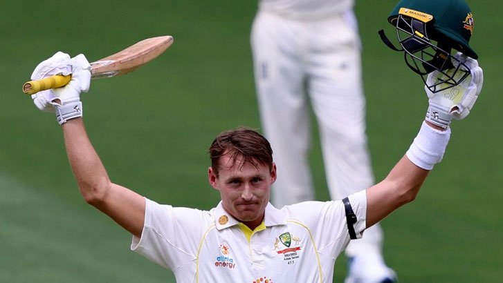 টেস্টে ১ নম্বর ব্যাটসম্যান লাবুশেন, টি-টোয়েন্টিতে বাবর আজম