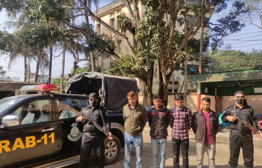 স্কুল ছাত্র হত্যাকান্ডের ২৪ ঘন্টার মধ্যে আসামীদের গ্রেফতার করে র‌্যাব