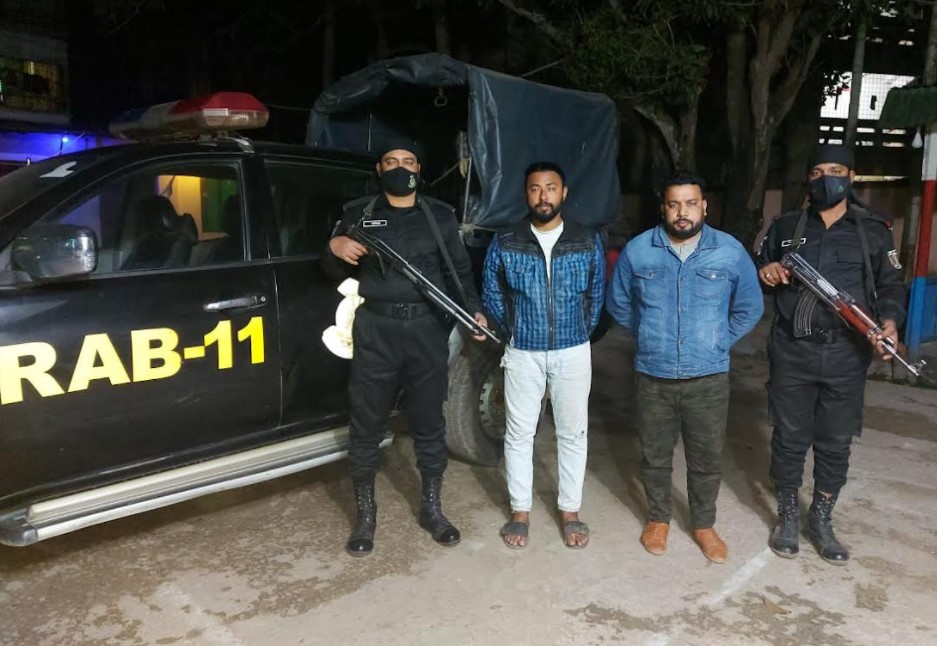 কুমিল্লায় র‌্যাবের অভিযান মাদকসহ গ্রেপ্তার ৩