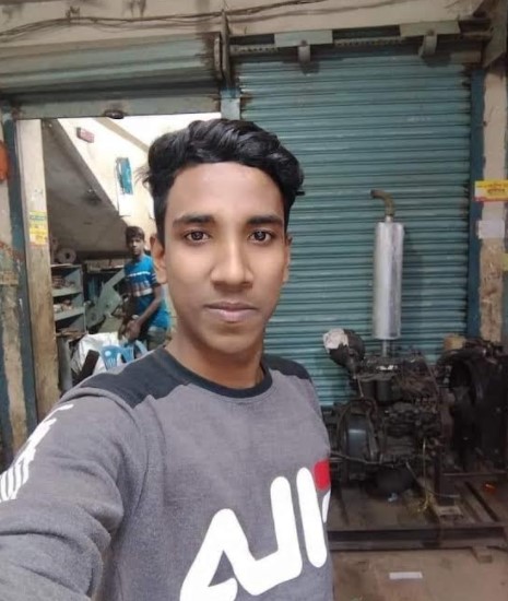 দেবীদ্বারে সড়ক দূর্ঘটনায় কলেজ ছাত্রের মৃত্যু