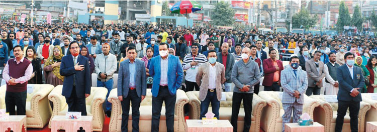 বর্ণিল আয়োজনে জমকালো উদ্বোধন