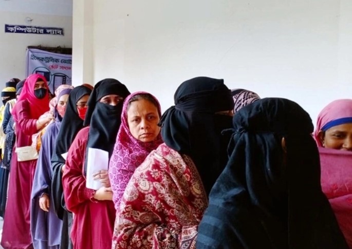 নাসিক নির্বাচনের ভোটগ্রহণ শেষ, চলছে গণনা