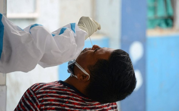 পরীক্ষায় প্রতি ৩ জনে একজনের করোনা পজিটিভ