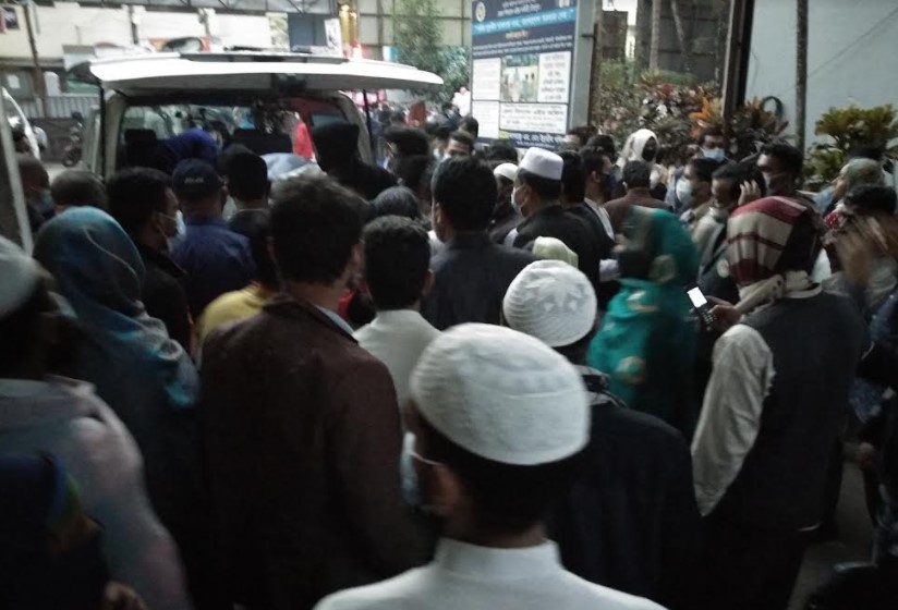 চাঁদপুরে বিদ্যালয়ের কক্ষে প্রধান শিক্ষকের বিষপান, অবশেষে মৃত্যু