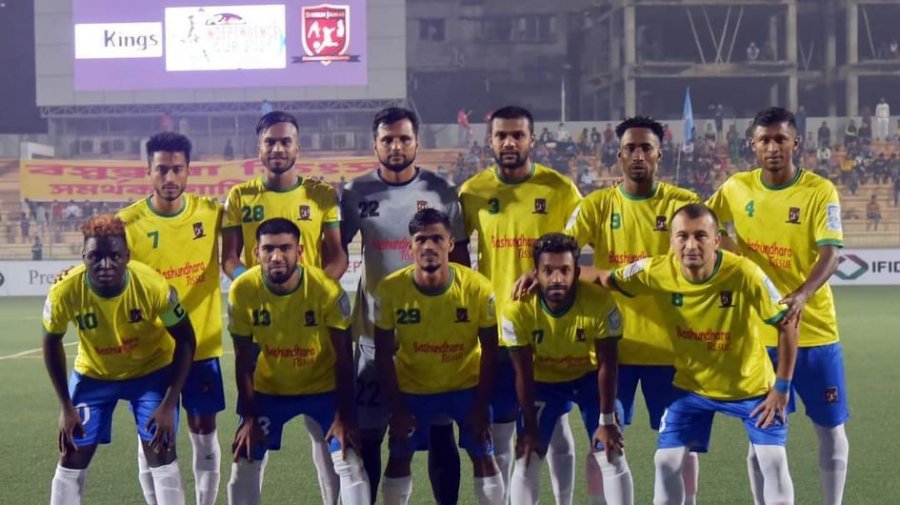 স্প্যানিশ কোচের অধীনে শিরোপায় চোখ শেখ জামালের