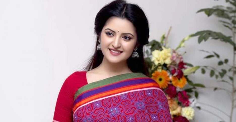 শুটিং স্পটে অসুস্থ হয়ে হাসপাতালে পরীমনি