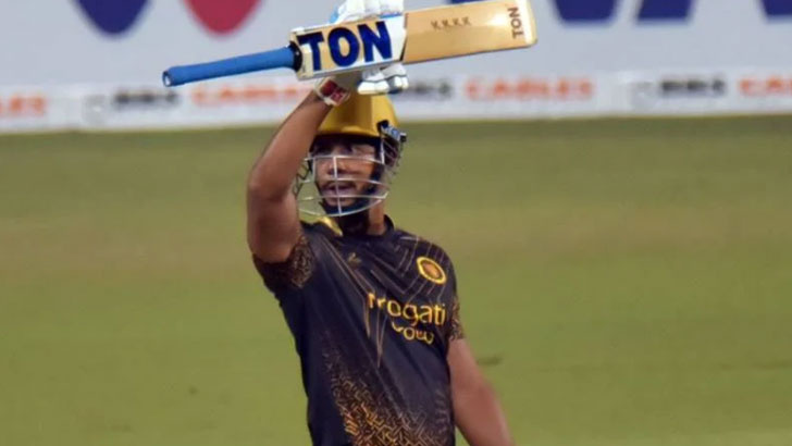 বিপিএলে প্রথম সেঞ্চুরি, সিলেটের বড় স্কোর