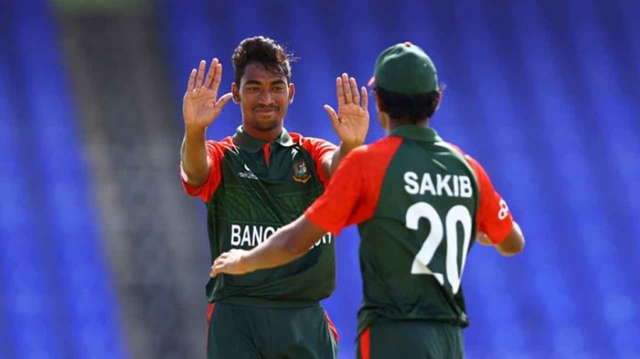 চ্যাম্পিয়ন বাংলাদেশকে হারিয়ে সেমিফাইনালে ভারত