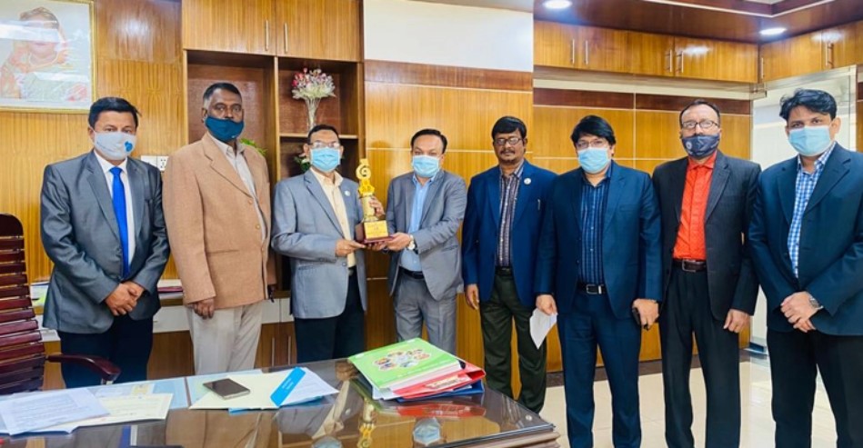 বাণিজ্যমেলায় বিসিকের স্বর্ণপদক অর্জন
