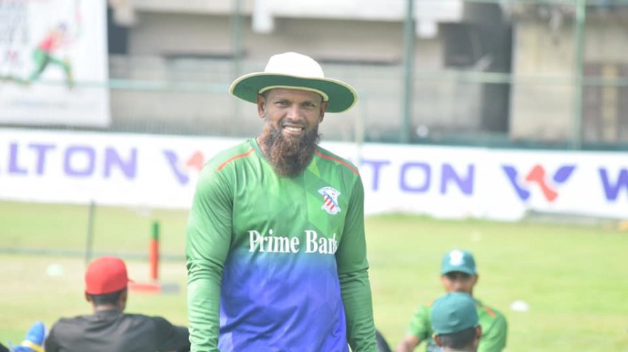 নতুন ভূমিকায় জাতীয় দলে ফিরলেন রাজিন সালেহ