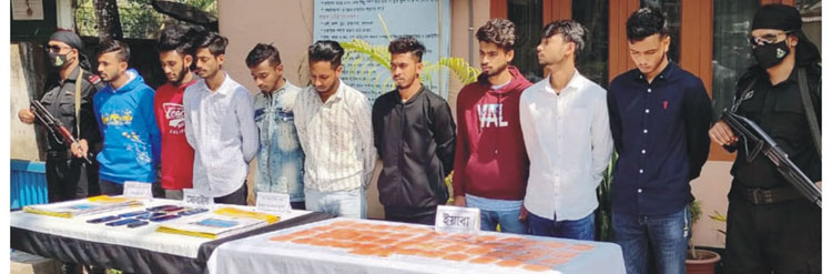 কুমিল্লায় ৯ শিক্ষার্থীর পাকস্থলিতে ২৪ হাজার ইয়াবা!