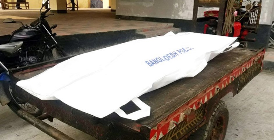 মাকে হত্যার দৃশ্য দেখলো ৯ বছরের ছেলে