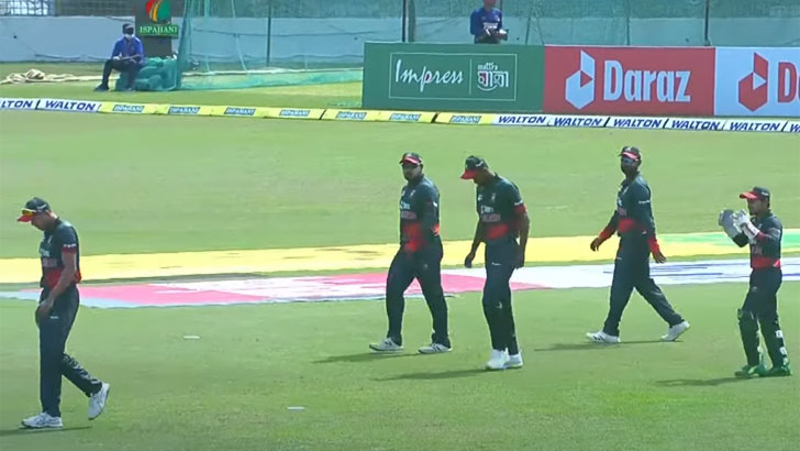 দ্বিতীয় উইকেট হারাল আফগানিস্তান