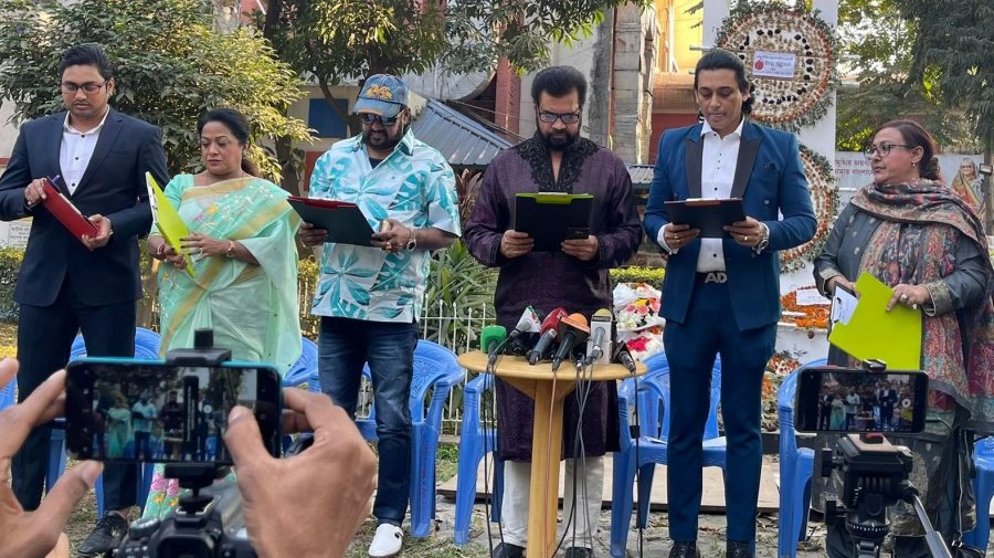 জায়েদ খানকে শপথ করালেন ইলিয়াস কাঞ্চন