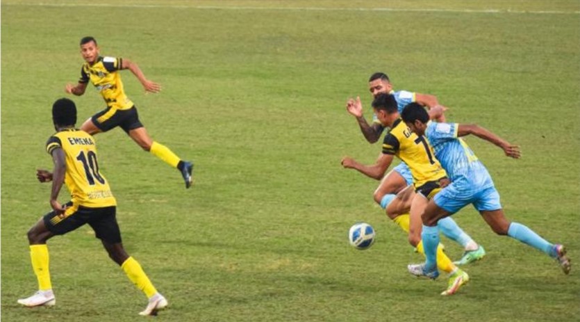 চট্টগ্রাম আবাহনীকে প্রথম হারের স্বাদ দিল শেখ জামাল