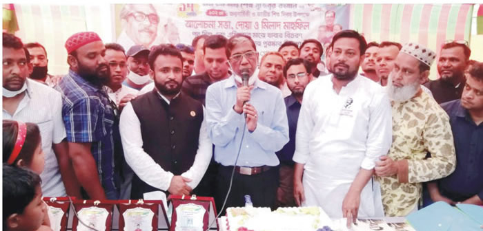 চান্দিনায় বঙ্গবন্ধুর ১০২তম জন্মদিনে সেচ্ছাসেবকলীগের নানা আয়োজন