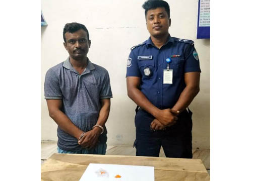 মুরাদনগরে ডাকাত দলের সদস্য ইয়াবাসহ গ্রেফতার