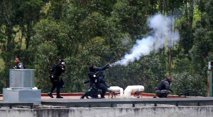 ইকুয়েডরে কারাবন্দিদের লড়াই, নিহত ১২