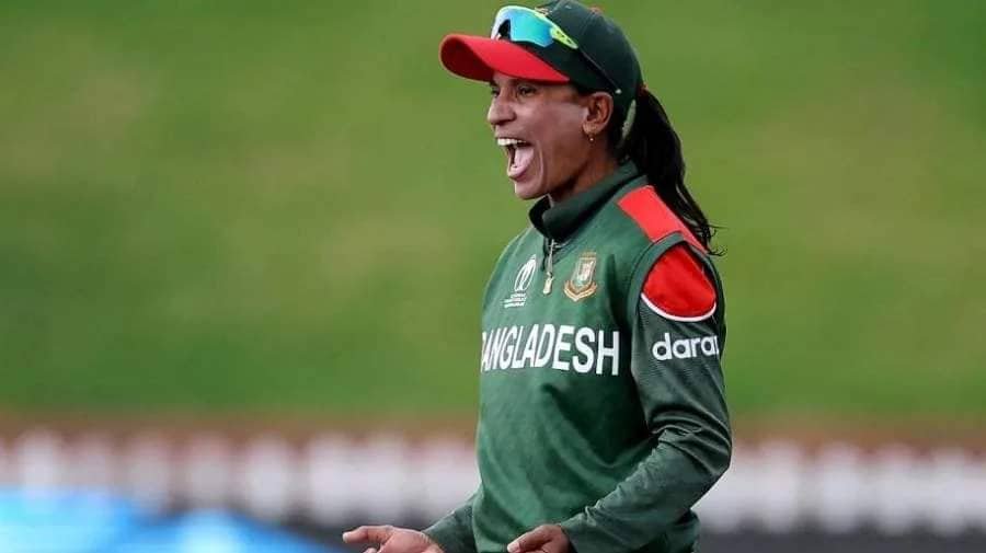 বিশ্বকাপের সেরা একাদশে সালমা খাতুন