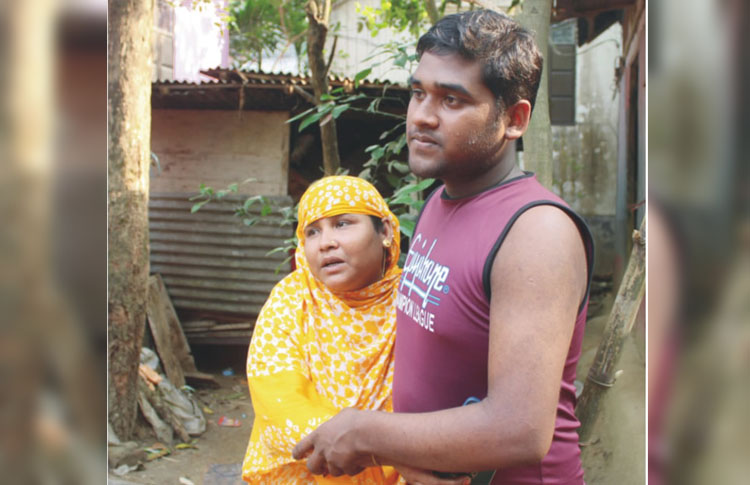 কুমিল্লার এক মায়ের দুঃসাহসিক অভিযান