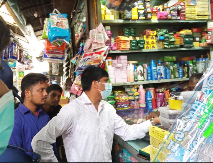 কুমিল্লায় অনুমোদনহীন কসমেটিক্স বিক্রি; জরিমানা