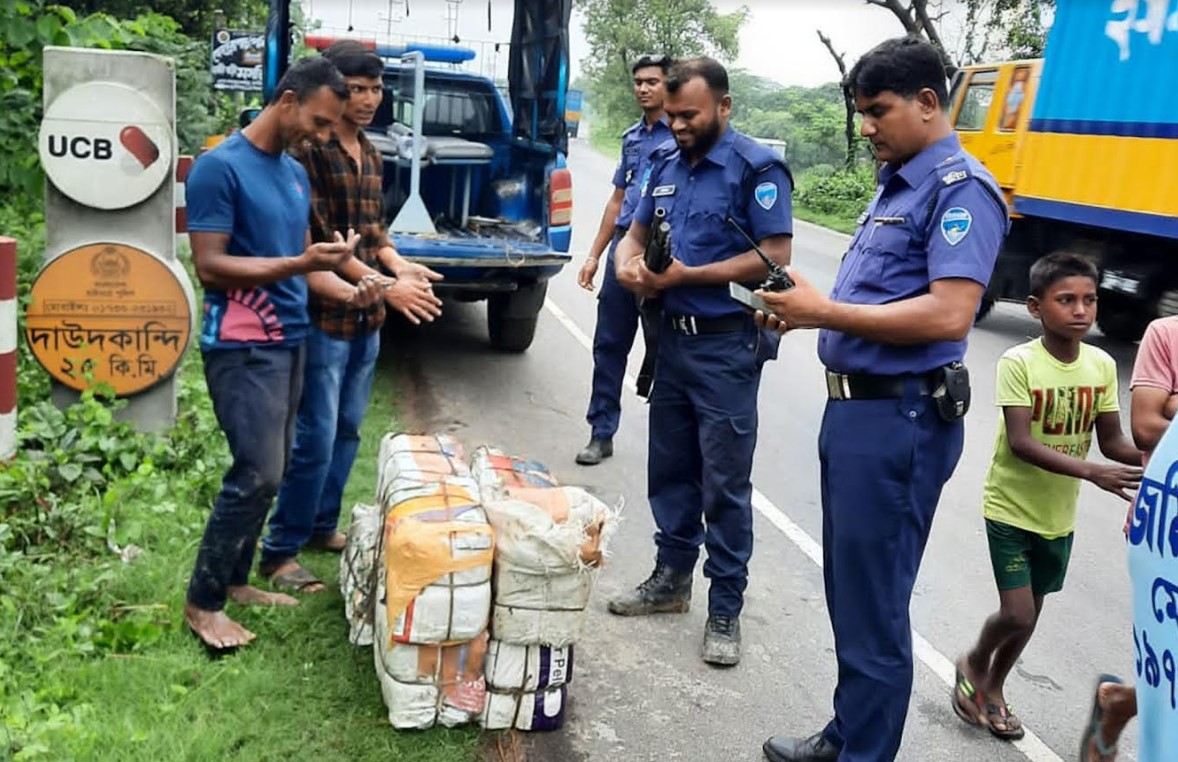 প্রধানমন্ত্রীর অনুদান দেওয়া এ্যাম্বুলেন্সে মাদক পাচার!