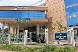 যে ১৪ জন চেয়েছেন আ’লীগের মনোনয়ন