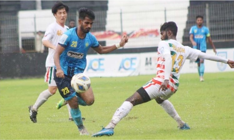 কুমিল্লায়rn রোমাঞ্চ ছড়িয়ে জিতল চট্টগ্রাম আবাহনী
