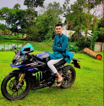 কুমিল্লা বিশ্বরোডে মোটরসাইকেল দুর্ঘটনায় প্রাণ গেল সানীর