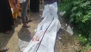 জাতীয় তেল পাইপ লাইনের গর্তে পড়ে শিশুর মৃত্যু