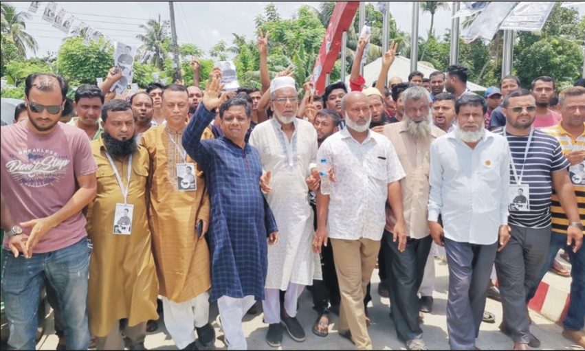 প্রার্থীদের প্রতিশ্রুতিতে প্রাধান্য পাচ্ছেন নারী ও তরুণ ভোটাররা প্রার্থীদের প্রতিশ্রুতিতে প্রাধান্য পাচ্ছেন নারী ও তরুণ ভোটাররা