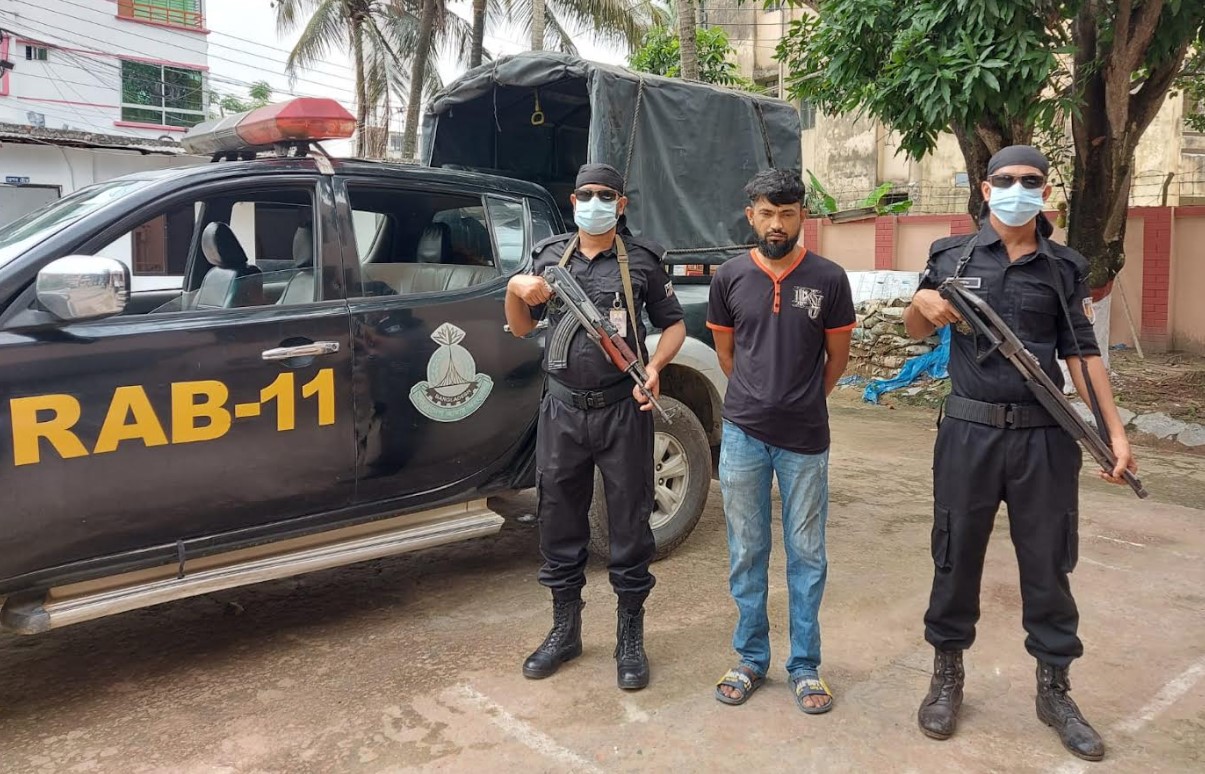 কুমিল্লায় ট্যাপেন্ট্যাডল ট্যাবলেটসহ এক মাদক ব্যবসায়ী গ্রেফতার