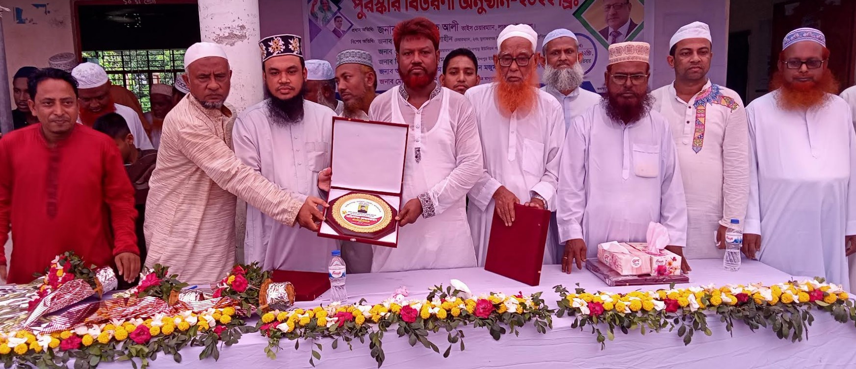 লাকসামের এহছানুল হক জাতীয় পর্যায়ে শ্রেষ্ঠ ইমাম নির্বাচিত হওয়ায় সংবর্ধনা