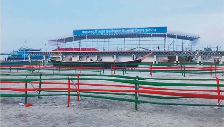 পদ্মা সেতুর আদলে তৈরি হচ্ছে মঞ্চ
