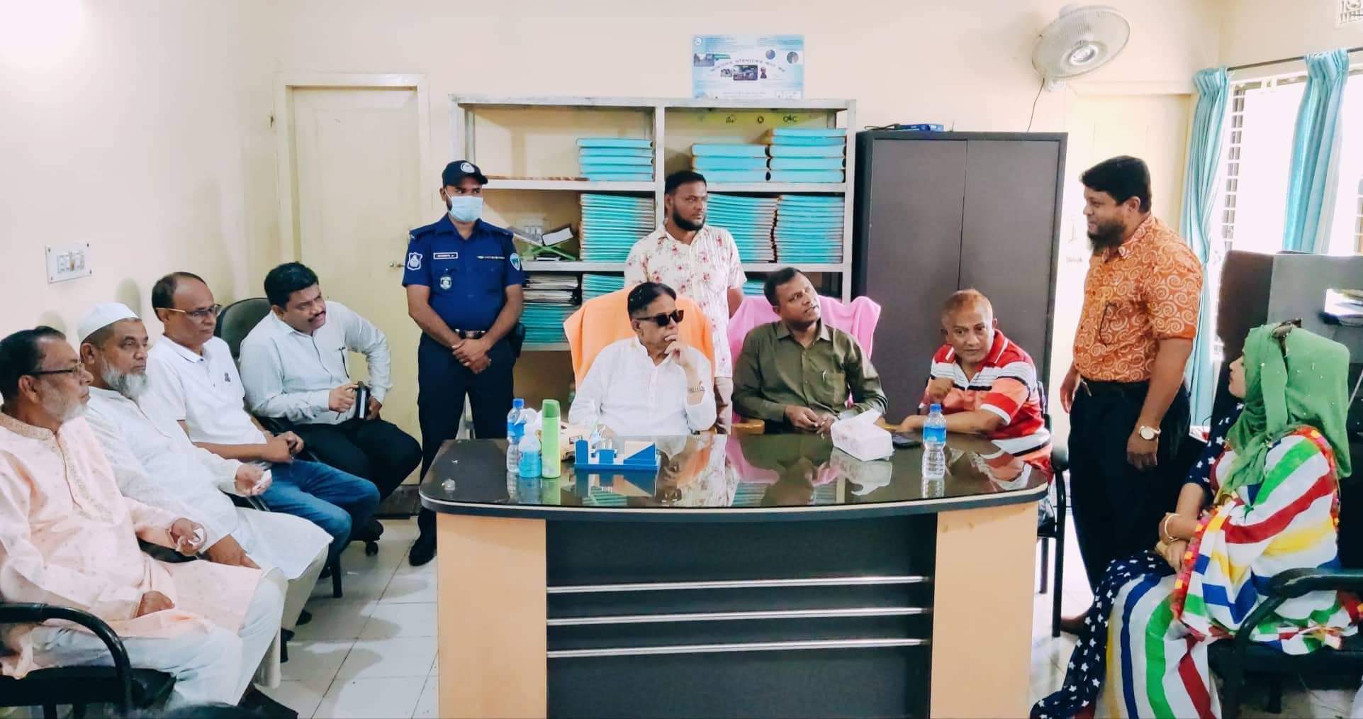 দক্ষিনের আঞ্চলিক নগর ভবনে মেয়র রিফাতের প্রথম সভা