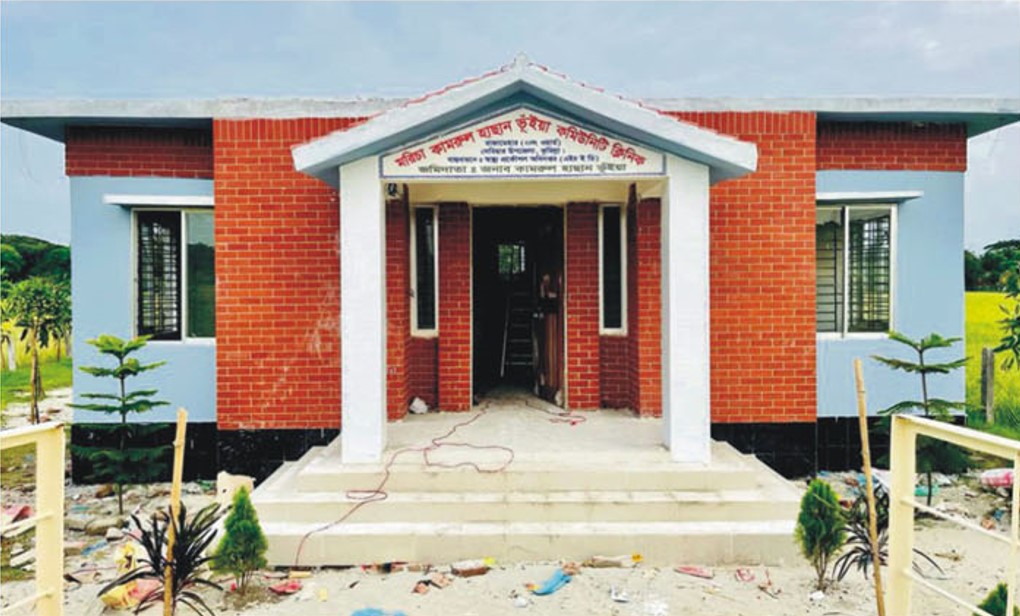স্বাস্থ্য সেবায় ১০ হাজার মানুষের পরম বন্ধু