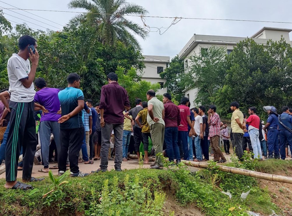 রবি ও সোমবারের সেমিস্টার ফাইনাল পরীক্ষা স্থগিত