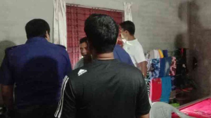 মোবাইল ফোন কেড়ে নেওয়ায় স্কুলছাত্রের ‘আত্মহত্যা’