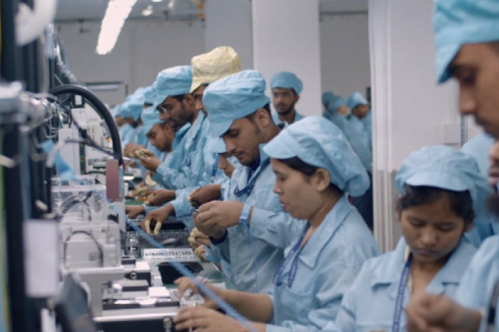 দেশে কমেছে মোবাইলের উৎপাদন, বেড়েছে অবৈধ বিক্রি