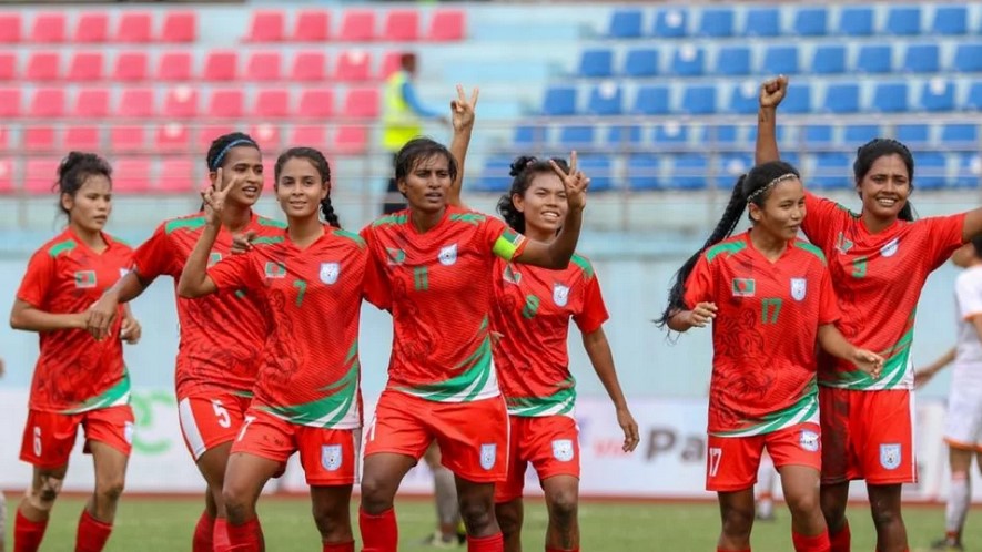 এবার শিরোপা জিতে দেশে ফিরতে চান সাবিনারা