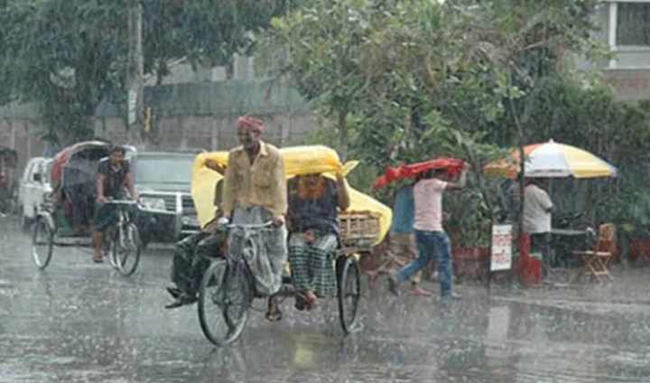 বিক্ষিপ্তভাবে ভারী বৃষ্টির সম্ভাবনা