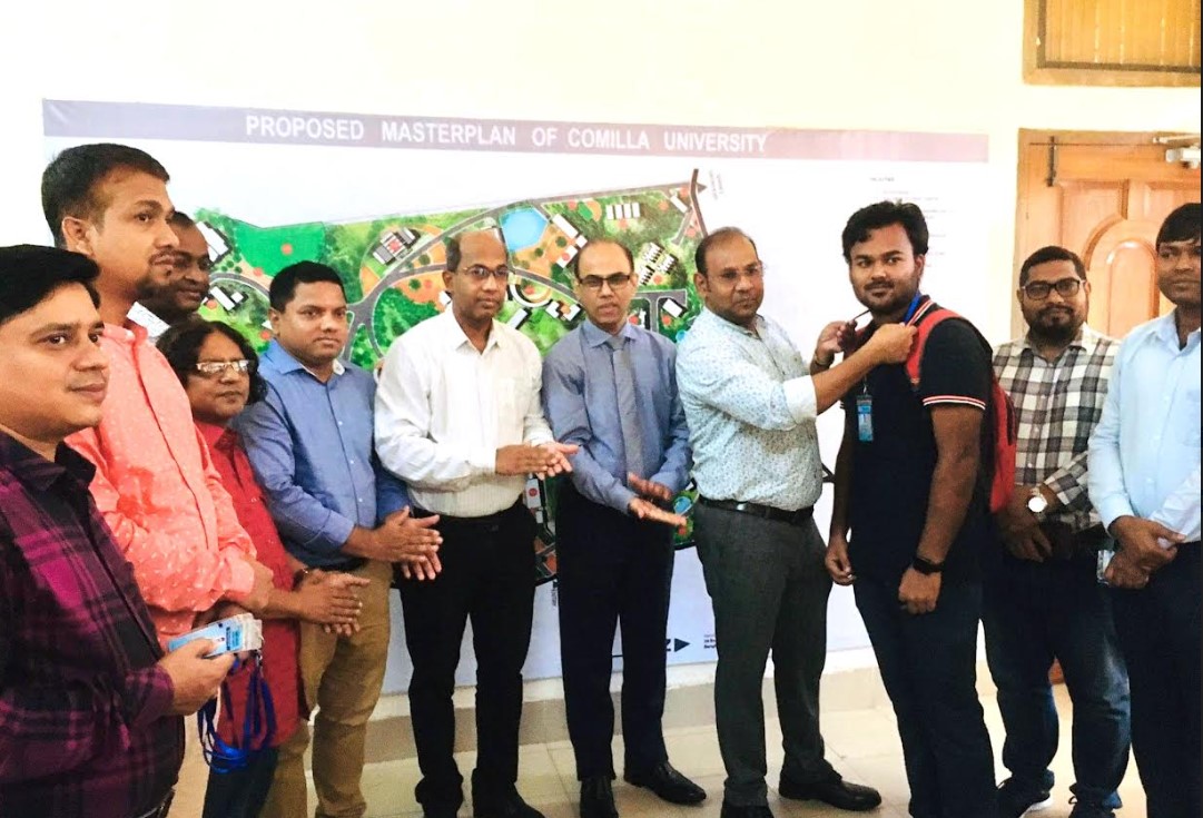 উন্নত মানের আইডি কার্ড পেলো কুবি শিক্ষার্থীরা