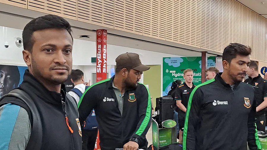 বাংলাদেশের বাধা দুই দল