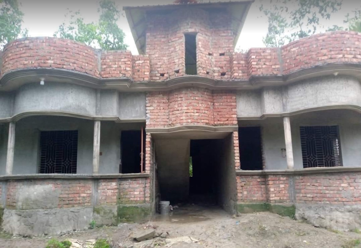 নতুন ঘরে উঠা হলো না নেজামের,সিত্রাং কেড়ে নিলো সে স্বপ্ন